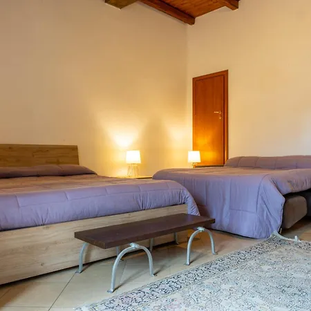 Le Teste Di Moro Al Duomo Agrigento