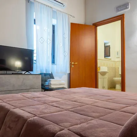 Bed & Breakfast Le Teste Di Moro Al Duomo 3*