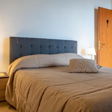 Le Teste Di Moro Al Duomo