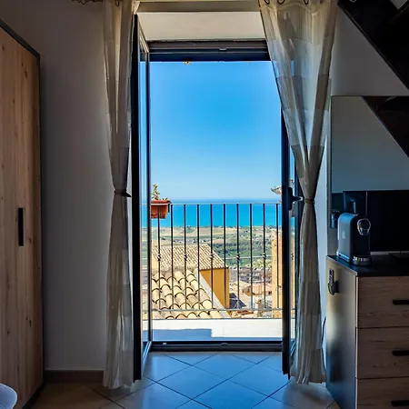 Le Teste Di Moro Al Duomo Bed & Breakfast 3*