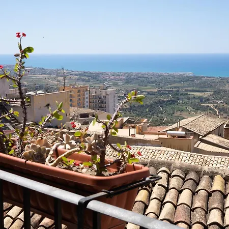 Le Teste Di Moro Al Duomo Bed & Breakfast 3*