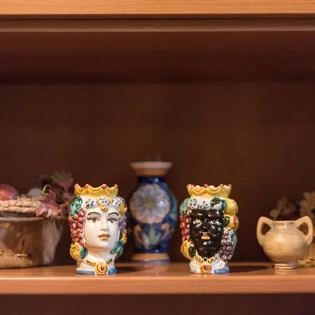 Le Teste Di Moro Al Duomo Bed & Breakfast 3*