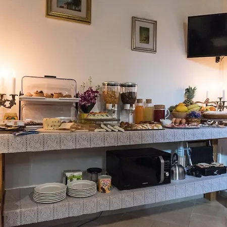 Le Teste Di Moro Al Duomo Agrigento