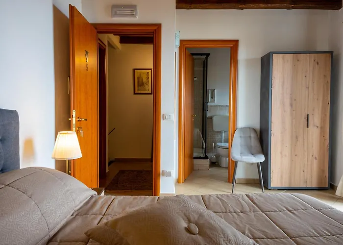 Le Teste Di Moro Al Duomo Agrigento